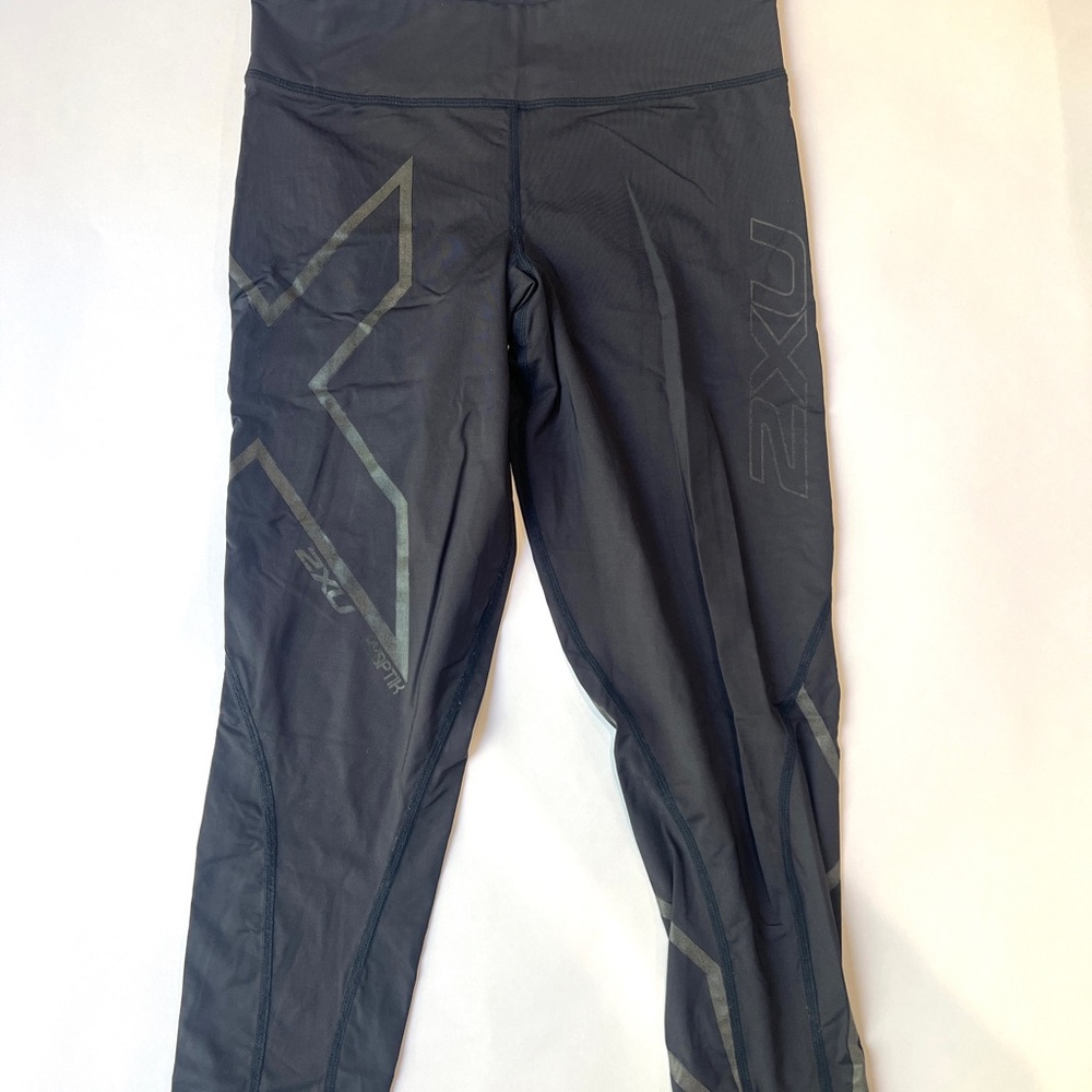 2XU Charcoal Compression Tights